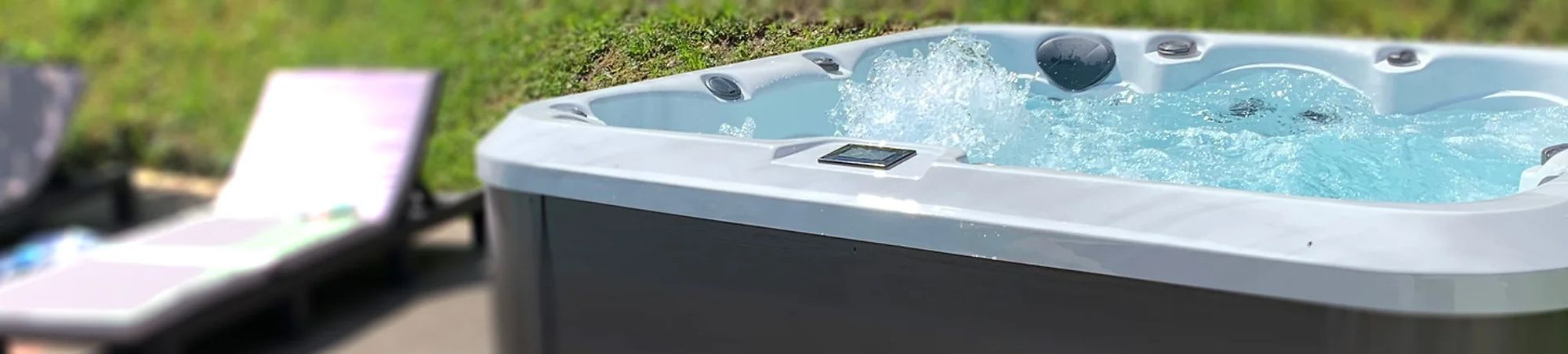 L620 Luxury Hot Tub