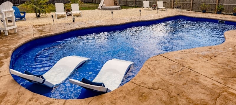 How To Care For A Fiberglass Salt Water Pool