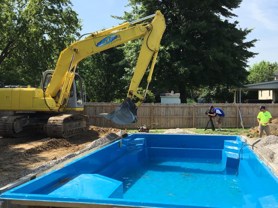 installing your own fiberglass pool